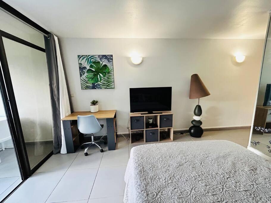 Studio Cosy Plage Et Piscine A Bas Du Fort Le Gosier  Exterior photo